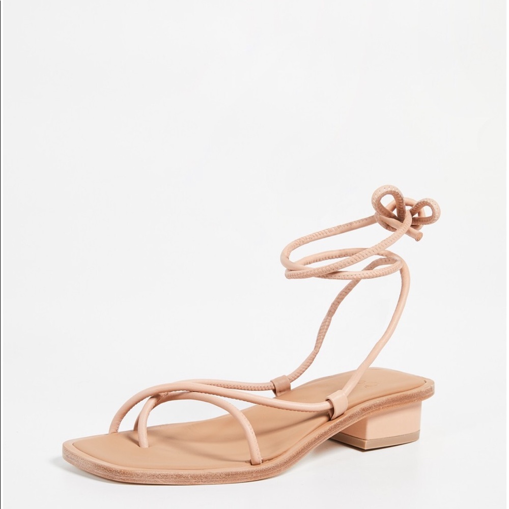 Loq Arra strappy sandals in size 37